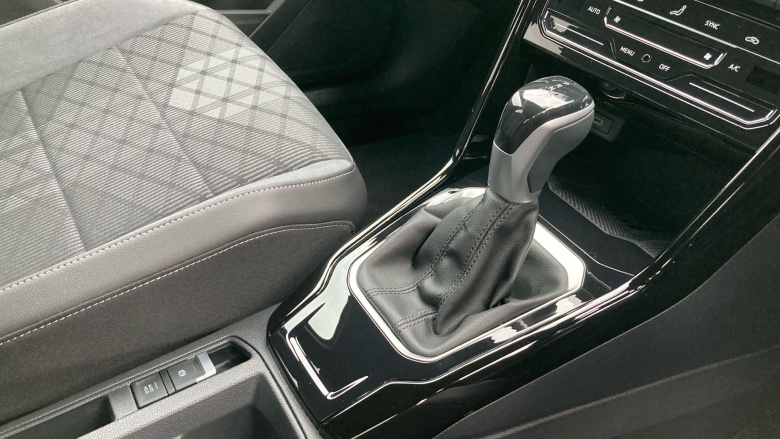 Volkswagen T-Roc 1.5 TSI Black Edition 5dr DSG Petrol Hatchback